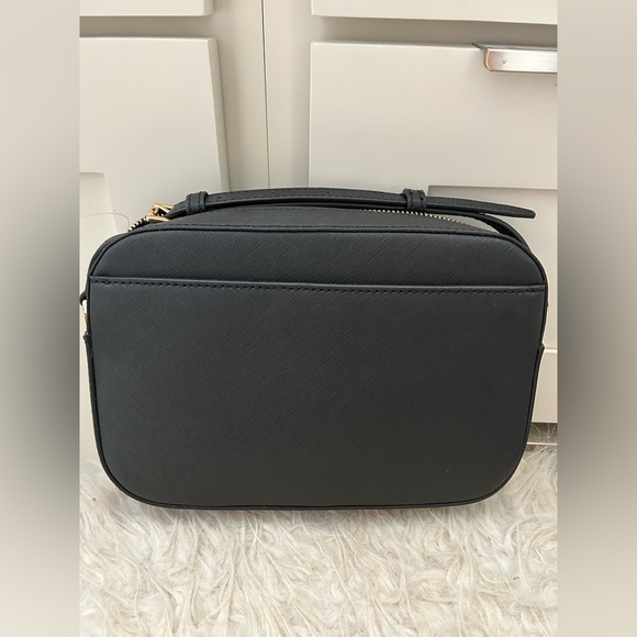 Michael Kors Jet Set Large Saffiano Leather Crossbody Bag - Picture 5 of 10